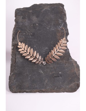 Golden Roman tiara with leaves