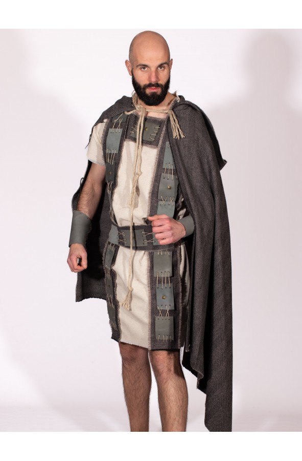 Traje medieval de guerrero con...