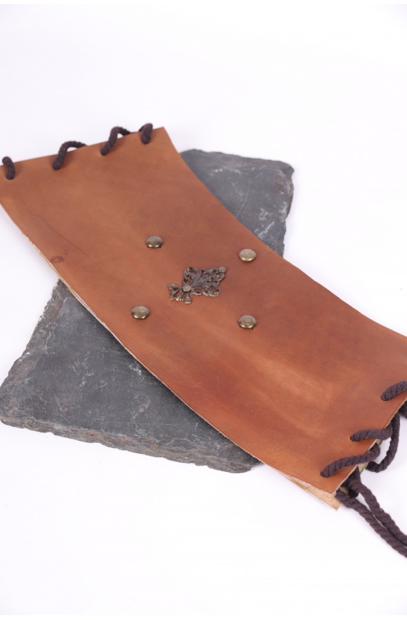 Corsé medieval de cuero marrón con...