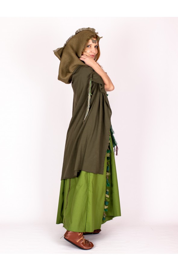 Diadema celta plateada de mariposa