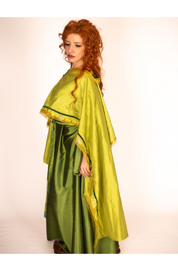 Olive Green Roman Dress with Stola and Golden Ornaments from Yute Crea Olive Green Roman Dress with Stola and Golden Ornaments from Yute Crea