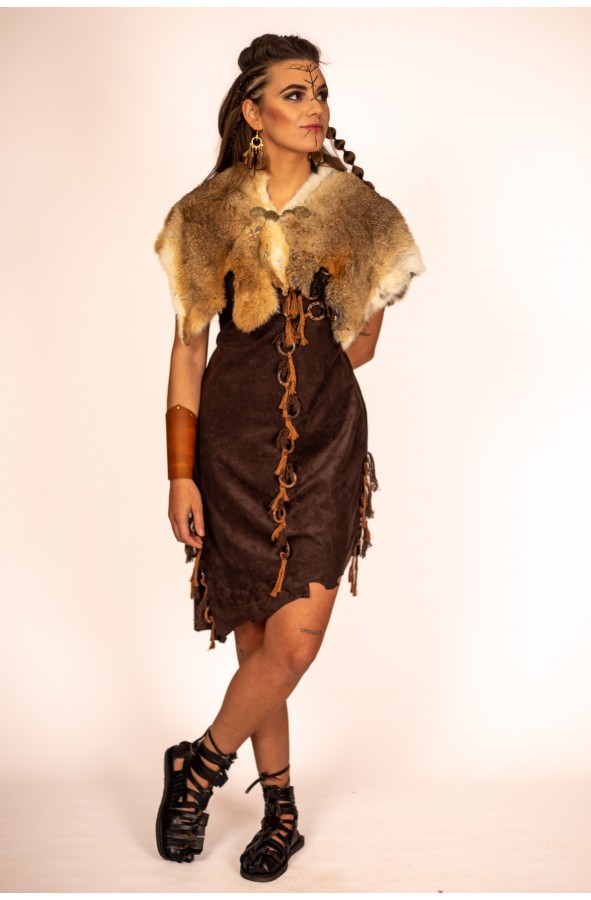 Capa de Conejos con Broche Metálico -...