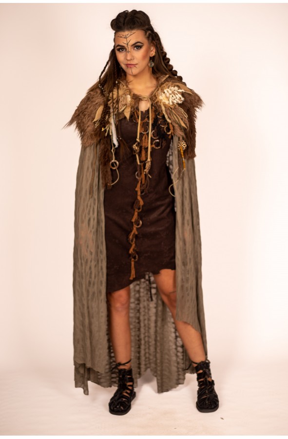 Capa de Punto Fino en Verde Grisáceo...