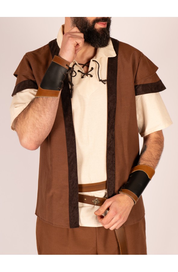 Brazaletes medievales cuero