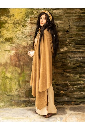 Wide Hooded Cloak in Camel...