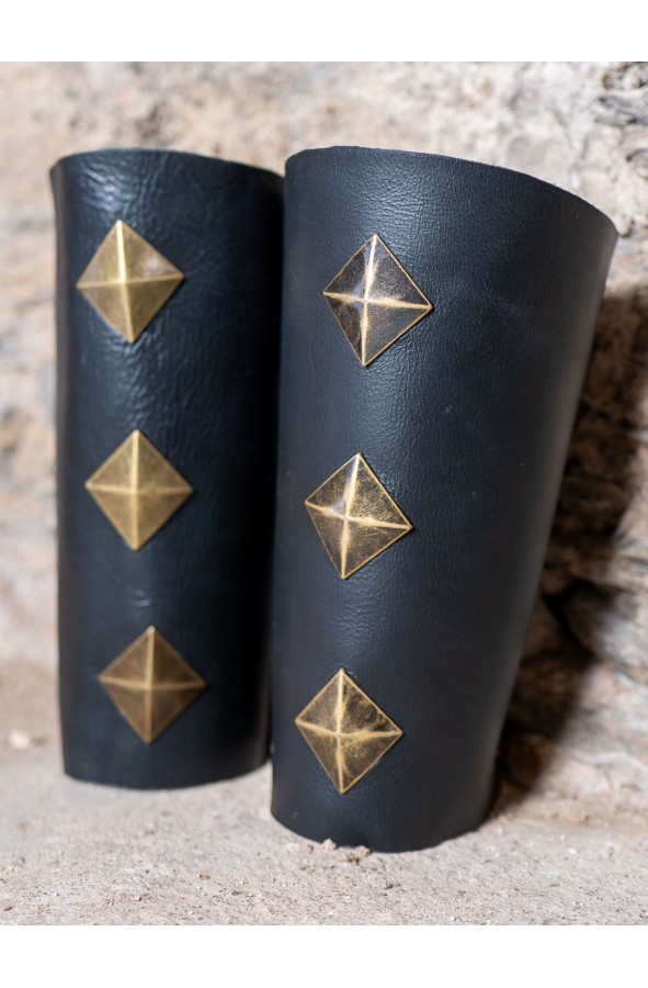 Grebas romanas de cuero negro con...