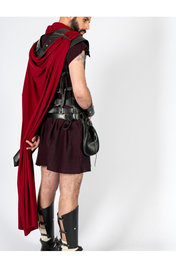 Armadura romana de piel negra lórica...