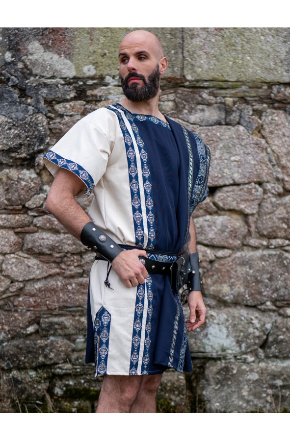 Roman set with blue and white tunic...